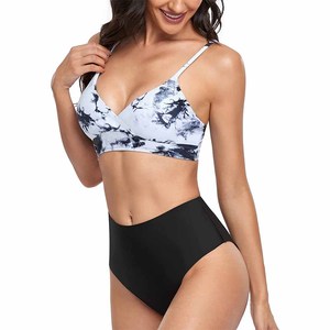 Ensembles de slips pour femmes sur mesure Soutien-gorge de sport sublimé avec sous-vêtements noirs avec logo et taille personnalisés - Product Image 3