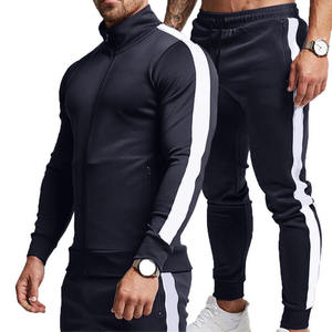 Chándal de camuflaje personalizado para hombre, chaqueta ajustada con cremallera completa y joggers cónicos con rayas laterales para ropa de calle de gimnasio a precio mayorista - Product Image 4