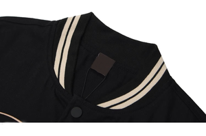 Chaqueta Bomber de Lana 100% Hecha a Medida con Bordado de Rosas, Chaqueta Reversible para Hombre con Cuello Alto y Bolsillos Decorativos para Invierno - Product Image 5