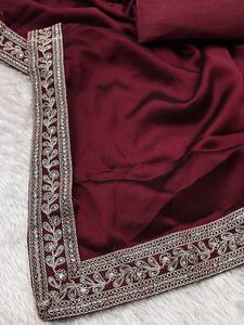 ส่าหรีปักลายสีแดงเลือดหมูสง่างามเหนือกาลเวลาสำหรับงานปาร์ตี้ห่อความรักประเพณีอันงดงามที่งดงามประดับหัวใจทุกดวง - Product Image 6