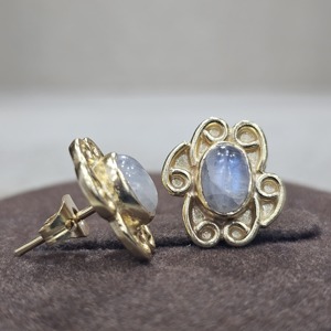 Boucles d'oreilles en pierre de lune arc-en-ciel en argent sterling 925 excellente qualité plaqué or concepteur fait à la main pour fiançailles ou cadeau de mariage - Product Image 2