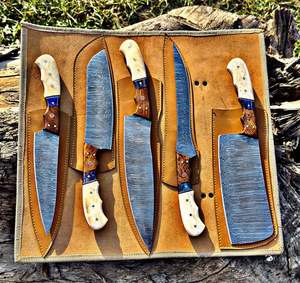 Juego de Cuchillos de Chef Profesionales, Hechos a Mano, de Acero al Carbono Forjado, 5 Piezas, Mango de Hueso, Ambidiestros, Duraderos, para Cocina - Product Image 4