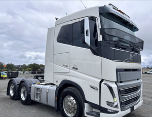 Camión con Cabina Dormitorio FH16 6x4 2022, Industrial, DIY, OEM, ODM, Garantía de 3 Años, Hecho en Francia - Product Image 3