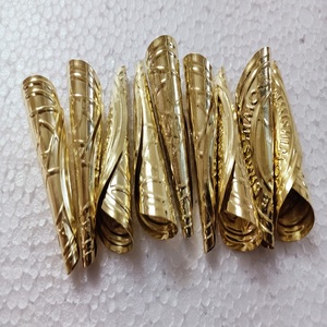 Conos de cascabeles hechos a mano, ideales para trajes de danza y arte tribal. Cada cono se cosen sobre tela y... - Product Image 1