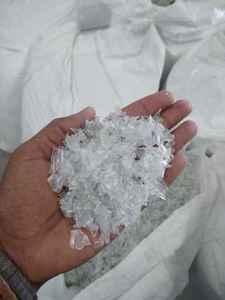 Bouteilles de ferraille en plastique pur de qualité supérieure et flocons en PET à vendre au prix de gros le moins cher - Product Image 2