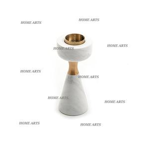 Lot de 2 bougeoirs photophore en marbre et en métal de différentes tailles et formes pour mariage et fête - Product Image 4