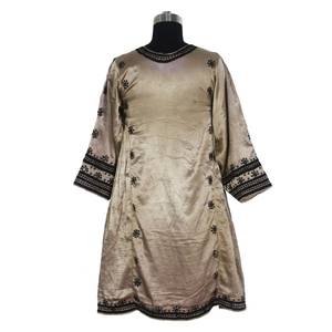 Collection de vraies robes Balochi Kuchi pour femmes Robes Banjara Balochi brodées à la main Robes Vintage Bohème Indien Fournisseur - Product Image 2