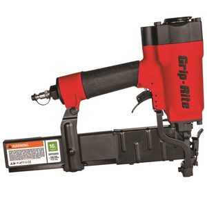 Grapadora Neumática de Corona Ancha 16GA P con Corona de 1 Pulgada y Patas de 2 Pulgadas, Rendimiento de Alta Resistencia - Product Image 1