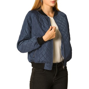 Nouvel arrivage de blouson d'aviateur élégant pour femmes OEM solide d'hiver Veste de collage en cuir respirant avec poches pour la saison d'hiver - Product Image 6