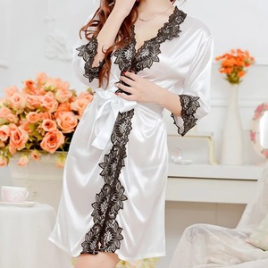 Conjunto de pijama de satén de seda de manga corta para niñas transpirable 2 piezas más conjunto de ropa de dormir para mujer a precio mayorista - Product Image 3