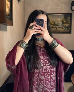 DESEABLE FANCY FAUX GEORGETTE SECUENCIA BORDADA TRABAJO TOP Y PENT CON DUPATTA - Product Image 4