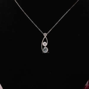 Colgante personalizado de mano loco nuevo con diamante de laboratorio redondo y azul hecho en oro macizo de 14kt utilizado para todas las ocasiones para mujeres - Product Image 1