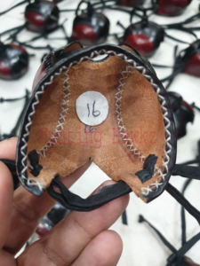 หมวกเหยี่ยวแบบปรับแต่งได้หมวกมีฮู้ดแบบพรีเมี่ยม100% หนังแท้มีฮู้ดสไตล์ดัตช์ - Product Image 4