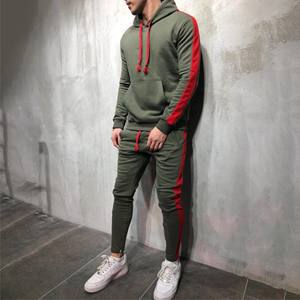 Ensembles Hip Hop Personnalisés Ensemble 2 Pièces Sweats à Capuche pour Hommes Pantalon de Survêtement à Capuche avec Impression DTG Survêtement Délavé pour Hommes - Product Image 3