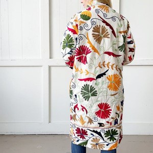 Vintage Suzani Embroidered <b>Kantha</b> Cotton Quilt <b>Jacket</b> with Long Pockets One Size Fits All - Product Image 5