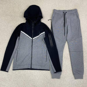 OEM Ensembles de survêtements à capuche respirant de haute qualité Design personnalisé Survêtements en coton lourd pour hommes - Product Image 1