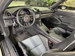 Voiture de sport Spyder RS 2024 d'occasion, modèle ouvert, avec configuration inspirée des courses - Product Image 6