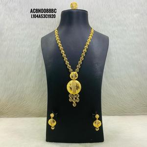 Nouveaux colliers longs de conception classique de style de haute qualité sertis de boucles d'oreilles et bagues plaqué or 18 carats un gramme bijoux pour femmes - Product Image 1