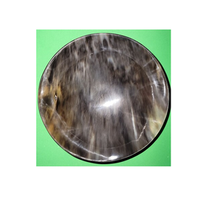 Plato de cuerno de búfalo elegante disponible en varios tamaños Cuenco de afeitar de cuerno de vaca natural Uso de propósito Ideal para servir ensaladas - Product Image 1
