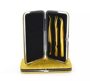 Juego de 3 piezas de pinzas de extensión de pestañas doradas, pinzas rectas y curvadas con caja magnética, ventilador, pastilla de aislamiento, pinzas de puntos finos - Product Image 4