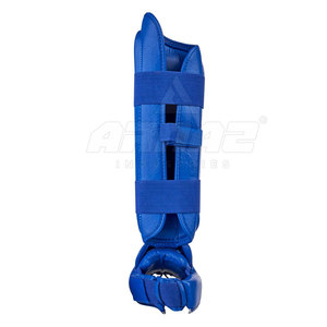 Protège-tibia de boxe avec protège-pied et conception antidérapante pour l'entraînement Protège-tibia confortable pour la boxe avec mousse souple - Product Image 3