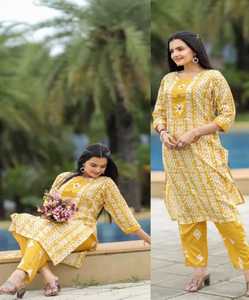 Offre de festival vente vente sur coton imprimé Kurti avec pantalon haute sur demande pour les filles utilisation causale disponible meilleur prix de l'Inde - Product Image 3