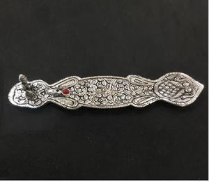 Soporte de varitas de incienso de Metal con forma de pez Buda de alta calidad para uso religioso - Product Image 1