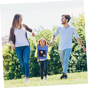 Gilet de sport d'extérieur avec accessoires de jeu en jersey adhésif - Product Image 4