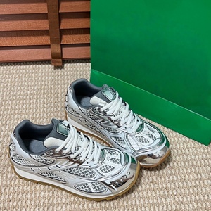 Produits authentiques, expédition directe, chaussures unisexes de luxe bien connues, style rétro Harajuku, chaussures de marche tendance pour hommes - Product Image 5