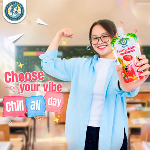 เครื่องดื่มชูกำลังขายส่ง รอยัล รีด จินเซ็ง ผสมน้ำสตรอว์เบอร์รี สำหรับเด็กและผู้ใหญ่ อายุการเก็บรักษา 12 เดือน แบรนด์ VINUT TRUST - Product Image 2