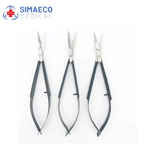 Ciseaux micro SIMAECO SM-101 avec manche doré et noir, instrument chirurgical manuel certifié CE, usage en chirurgie générale - Product Image 3