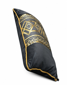 Housse de coussin décorative noire en jacquard patchwork brodée avec fermeture éclair - Product Image 4