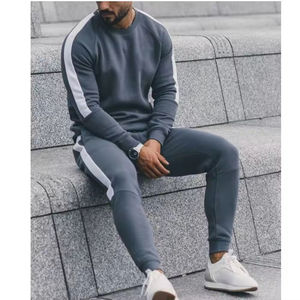 Chándal en blanco con cremallera para hombre a precio de fábrica, chándal con estampado personalizado de 100% poliéster, talla de EE. UU., fabricante de ropa deportiva al por mayor - Product Image 6