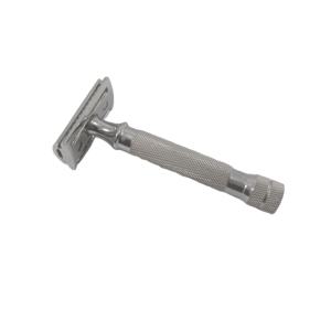 Rasoir de sécurité en chrome de qualité barbier pour un rasage précis et confortable - Product Image 1