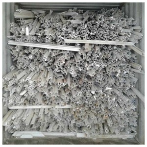 Chatarra de ventanas y puertas de PVC, material uPVC limpio y clasificado, suministro a granel para exportación - Product Image 1