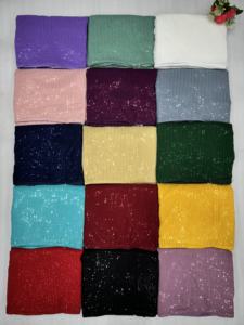 Última Colección: Saree y Blusa de Georgette Sintético con Bordado Pesado de Lentejuelas Dobles Khichdi en Oferta - Product Image 5