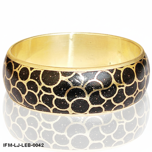 Bracelet en cuir noir et laiton fait à la main, motif animalier, bracelet manchette pour femmes, incrustation de cuir grainé unique, bracelet en or - Product Image 3