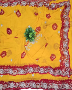 Saree georgette de designer indien avec bordure en dentelle brodée et perle pour mariage - Product Image 1