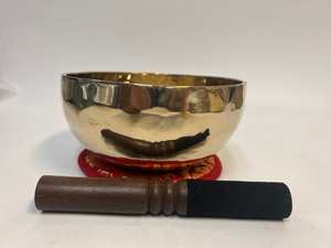 Bol chantant tibétain fait à la main de 7 pouces pour la méditation, le yoga, la guérison par le son et la pratique de la pleine conscience - Product Image 2