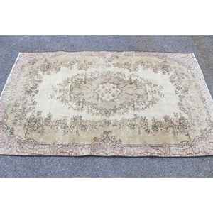 Alfombra de 4.1x6.46 pies, Alfombra Turca Vintage, Alfombra de Retazos Beige y Rosa - Product Image 2