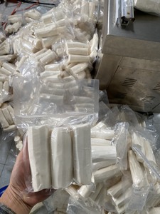 Yuca fresca de alta calidad (raíz de yuca)/cocinada en Arroz pegajoso/sopa dulce o molida en harina de tapioca para hacer pasteles-Caryln - Product Image 5