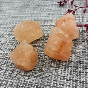 เกลือหิมาลัยสีชมพูธรรมชาติแบบก้อน แร่ธาตุบริสุทธิ์ สำหรับเรกิ ตู้ปลา ของตกแต่งบ้าน DIY บรรจุในถุง ขวด ซอง - Product Image 5