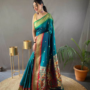 Último diseñador estilo tradicional puro algodón suave Paithani seda Sari comodidad uso durante todo el día para fiestas con bordado Jacquard - Product Image 1