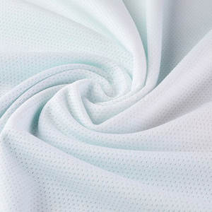 Conjuntos de camisetas de fútbol personalizadas de la mejor calidad de fábrica de Pakistán, uniformes personalizados de temporada de invierno - Product Image 5