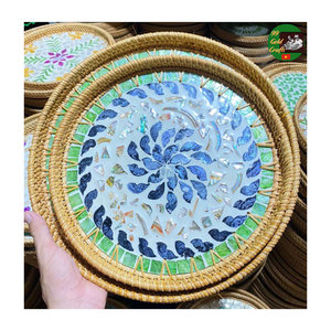 Bandeja de Servicio Artesanal de Ratán con Mosaico de Nácar para Uso en Hoteles y Restaurantes, Bandeja Decorativa para Cafetería - Product Image 4
