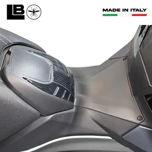 Adesivo Protettivo 3D per Serbatoio Carburante Sym Maxsym TL 508 per Moto - Product Image 3