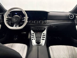 Mercedes-Benz AMG GT 63 S E Performance 2024 d'occasion en excellent état - Product Image 4