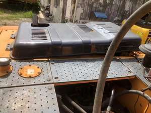 Escavatore Usato <span class=keywords><strong>Hyundai</strong></span> <span class=keywords><strong>305</strong></span> da 30 Tonnellate, Modelli 305lc-9, 305lc-7, <span class=keywords><strong>305</strong></span>-7, <span class=keywords><strong>305</strong></span>-9, Escavatore Cingolato di Seconda Mano - Product Image 2