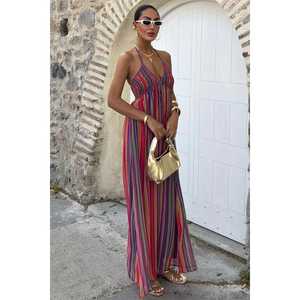 Vestido Maxi Colorido 2748 con Detalle Plisado de Tirantes, Escote Halter, Cintura Natural y Característica Transpirable - Product Image 2