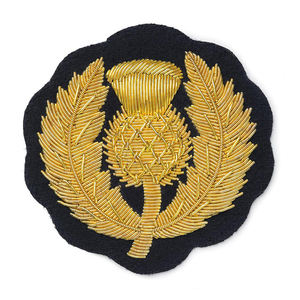 OEM venta al por mayor 2024 nuevo diseño personalizado de alta calidad hecho a mano bordado lingotes insignias nuevo estilo servicio bordado insignia - Product Image 3